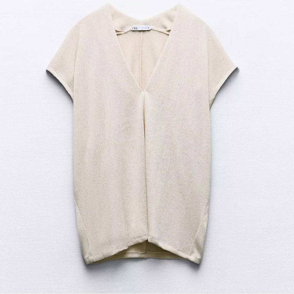 Zara knit Cream V-Neck Short Sleeve Top